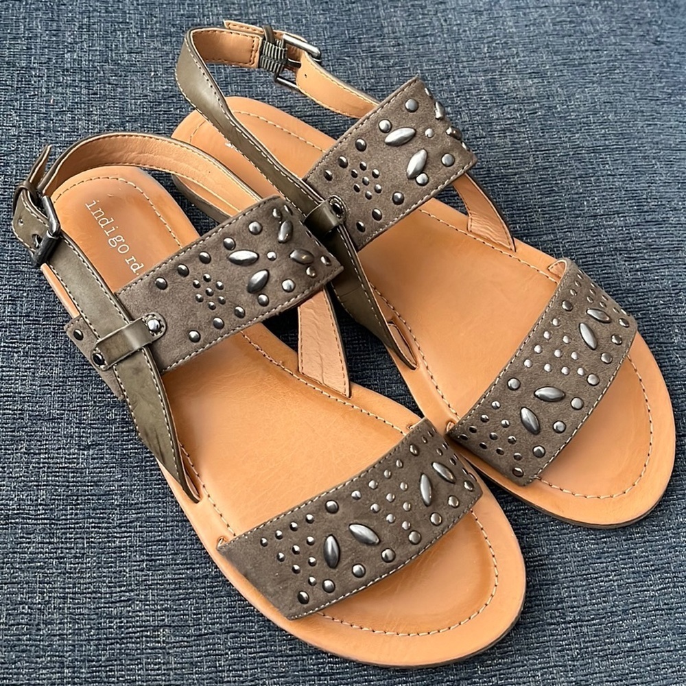 BRAND NEW INDIGO ROAD studded Sandals 9.5